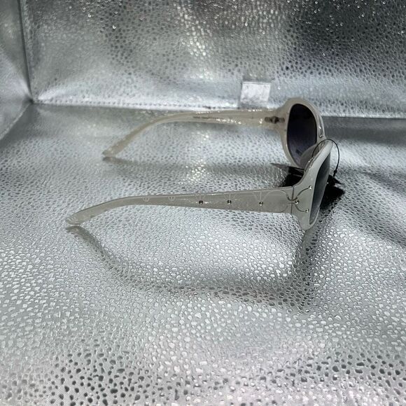 Modo Rhinestone Oversized 100% UVA Sunglasses Women’s Engraved Arms White Grey - Picture 6 of 6